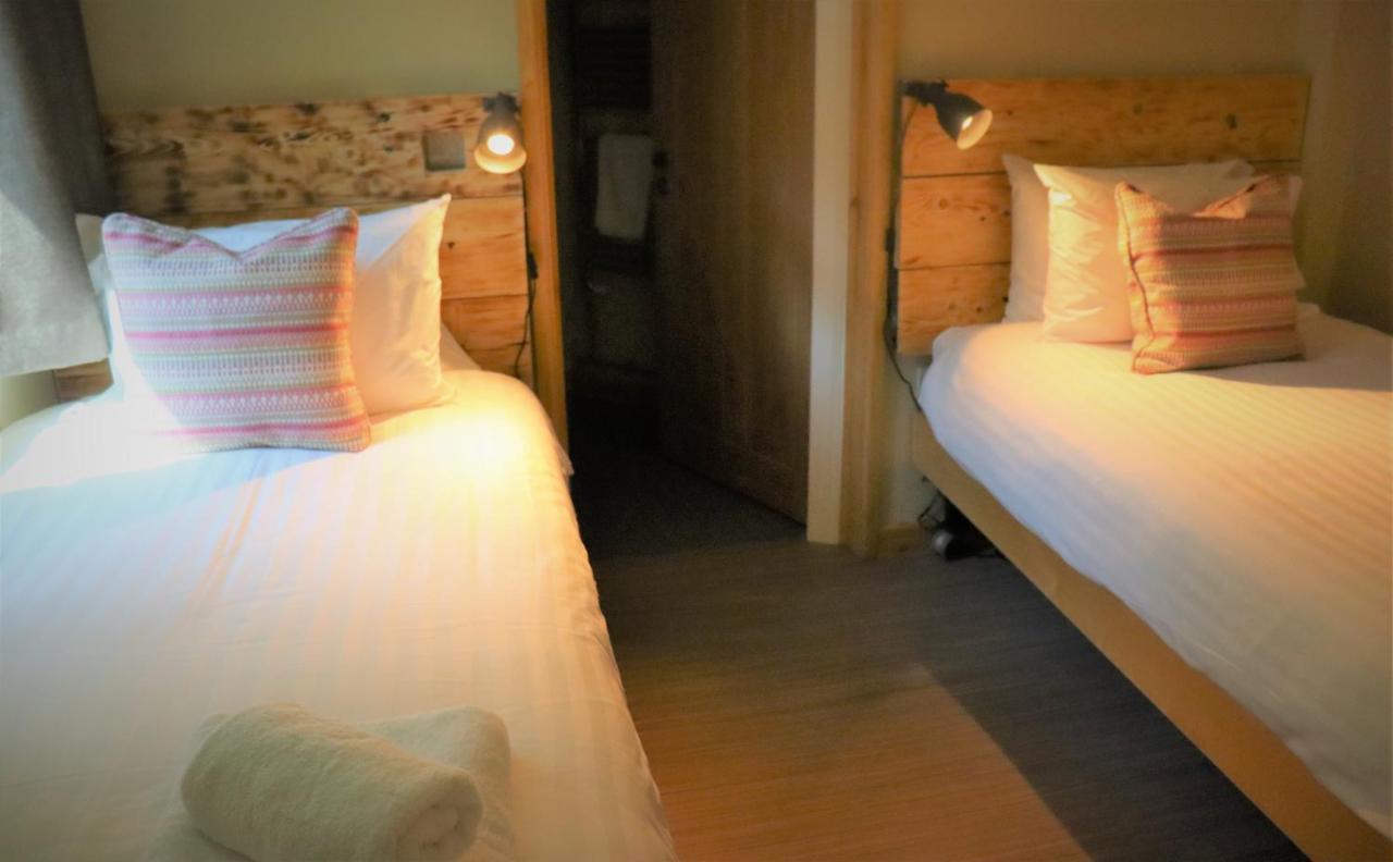 South Downs Eco Lodge & Camping East Meon Екстер'єр фото